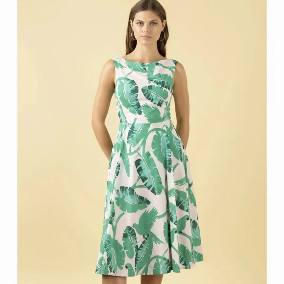Emily And Fin Dresses | Emily And Fin Jasmine Dress In Botanical | Color: Cream/Green | Size: Xs | Svetlana_21's Closet Emily And Fin Dresses | Emily And Fin Jasmine Dress In Botanical | Color: Cream/Green | Size: Xs | Svetlana_21's Closet